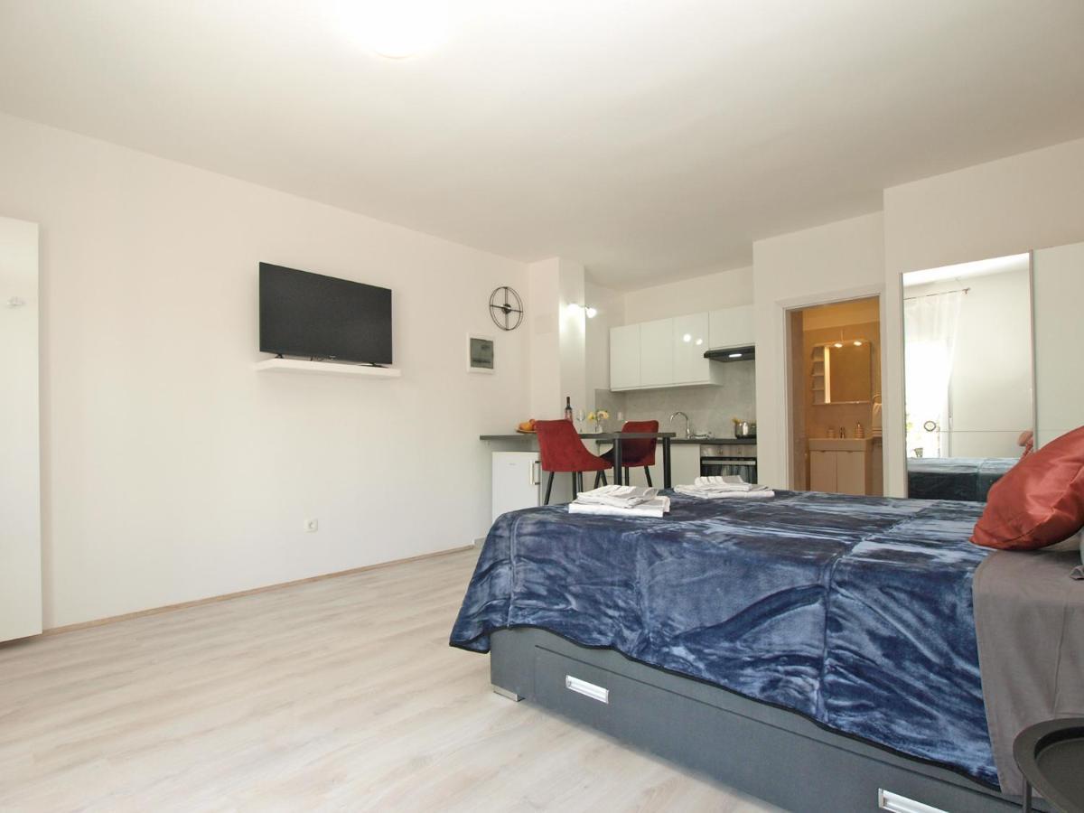 Florinda 2091 Appartement Pula
